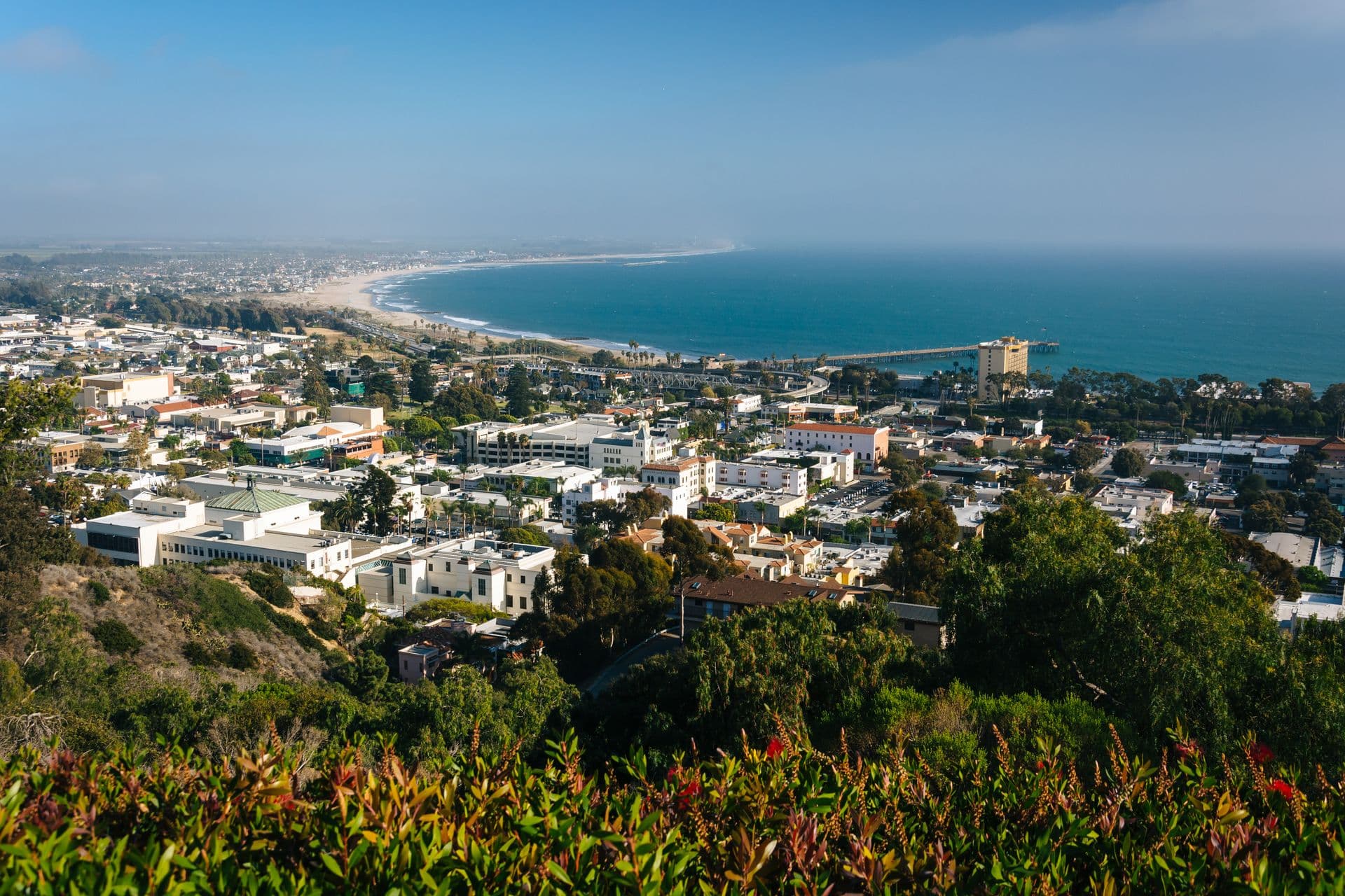 bigstock-View-Of-Ventura-And-The-Pacifi-90691847.jpg